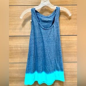Beyond Yoga Twist Racerback Tank Top in True Navy/Electric Blue, Size Small